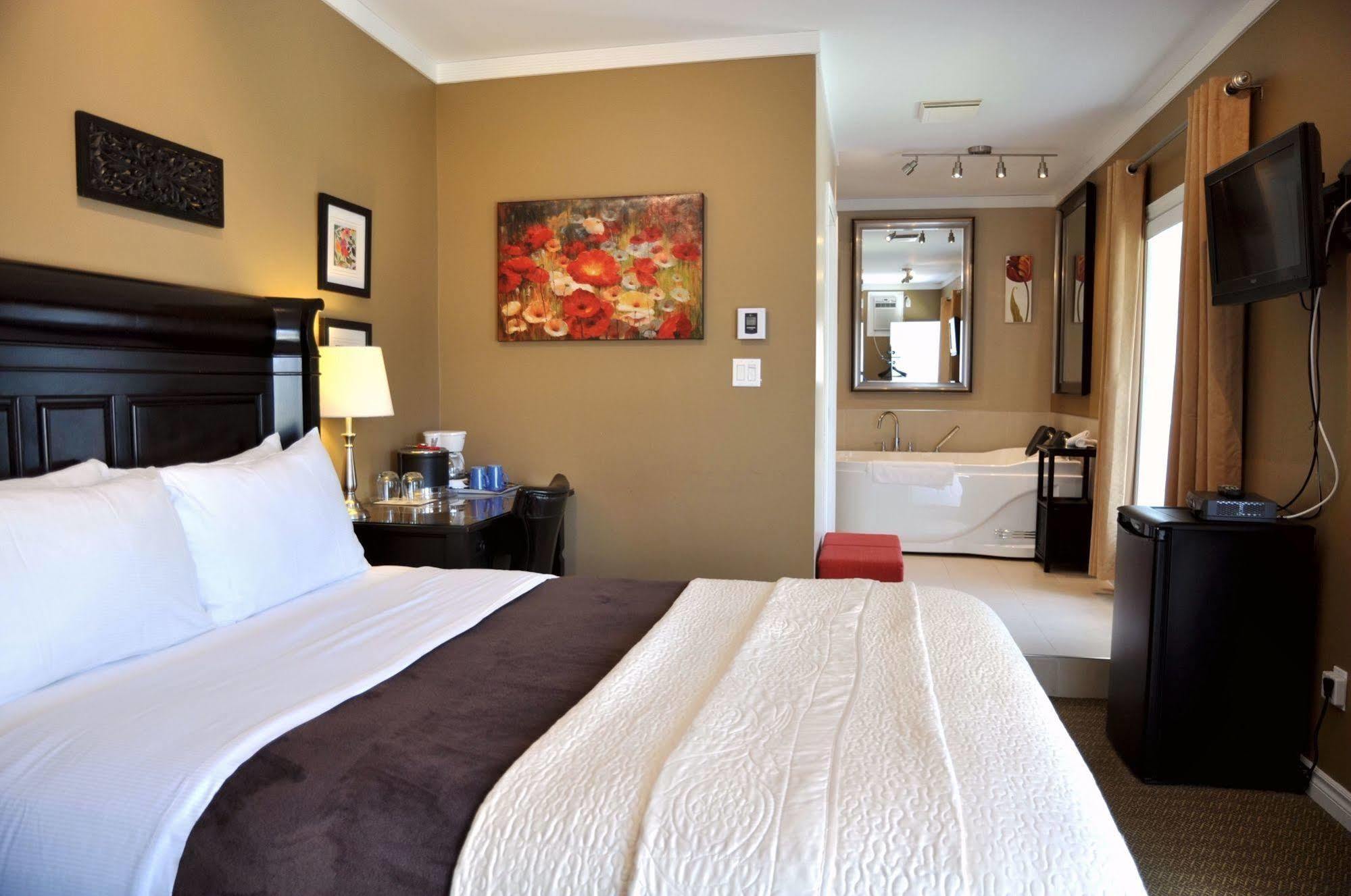 שרברוק Motel Des Cedres מראה חיצוני תמונה